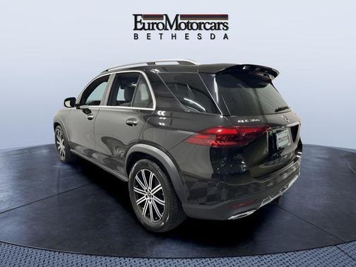 Obsidian Black Metallic 2026 Mercedes-Benz GLE 350 4MATIC