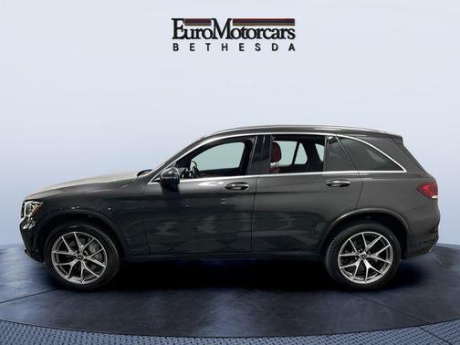 Graphite Gray Metallic 2022 Mercedes-Benz GLC 300 4MATIC