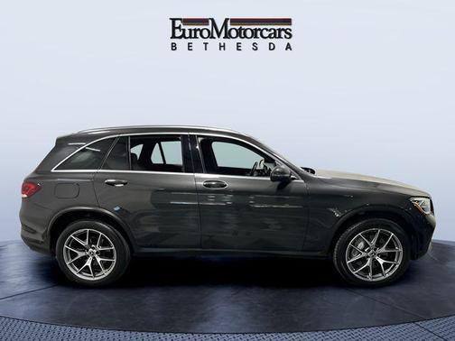 Graphite Gray Metallic 2022 Mercedes-Benz GLC 300 4MATIC