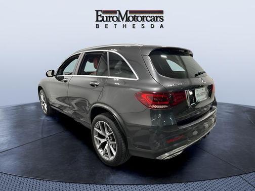 Graphite Gray Metallic 2022 Mercedes-Benz GLC 300 4MATIC