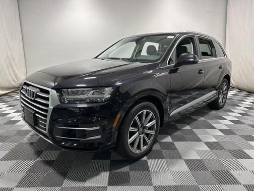 2019 Audi Q7 55 Premium Plus
