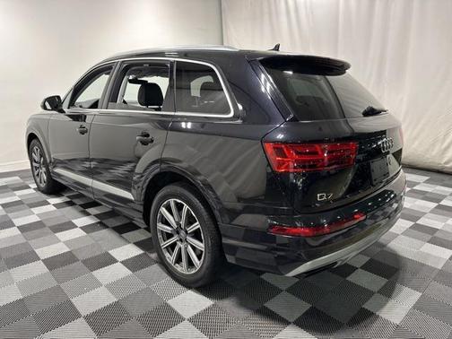 2019 Audi Q7 55 Premium Plus