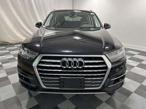 2019 Audi Q7 55 Premium Plus