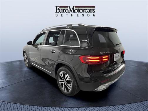 2024 Mercedes-Benz GLB 250 4MATIC