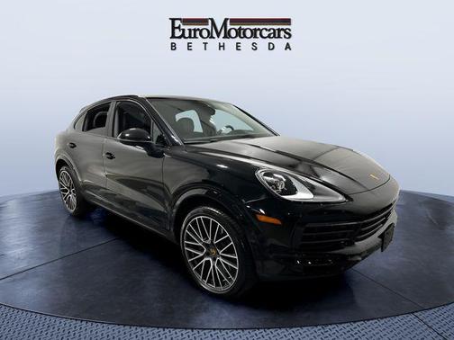 Gray 2023 Porsche Cayenne Cayenne