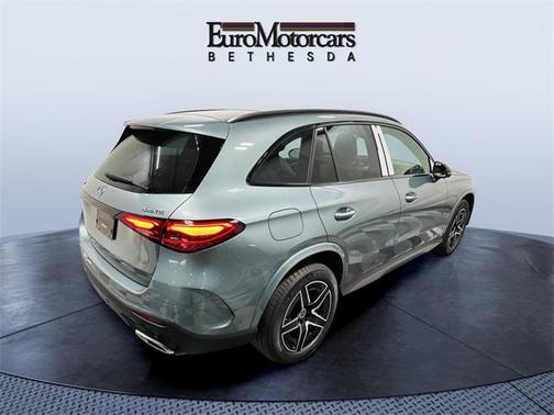 2025 Mercedes-Benz GLC 300 4MATIC