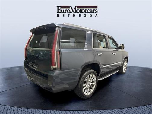 2019 Cadillac Escalade Luxury