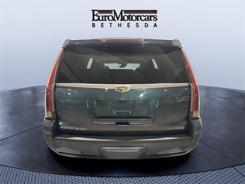 2019 Cadillac Escalade Luxury