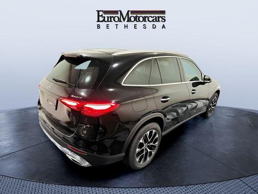 Black 2026 Mercedes-Benz GLC 350e Base
