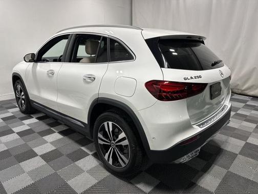2025 Mercedes-Benz GLA 250 4MATIC