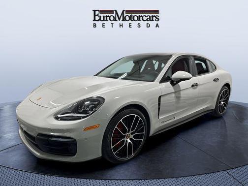2023 Porsche Panamera 4S
