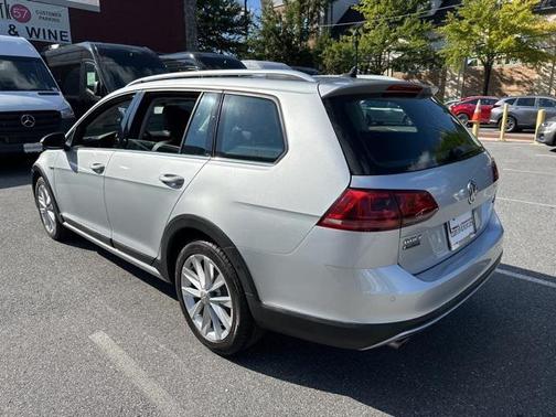 2017 Volkswagen Golf Alltrack TSI SEL