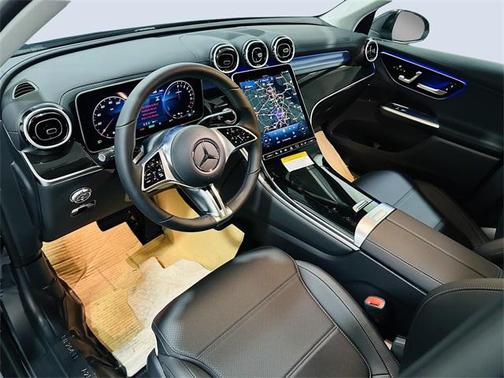 2025 Mercedes-Benz GLC 350e Base