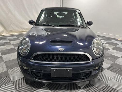 2013 MINI Hardtop Base
