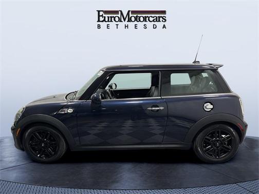 2013 MINI Hardtop Base