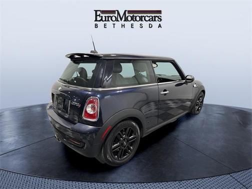 2013 MINI Hardtop Base