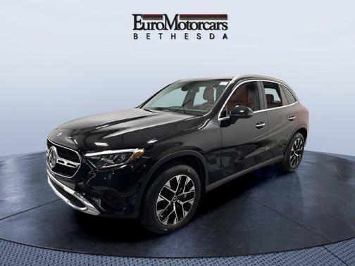 Black 2025 Mercedes-Benz GLC 350e Base