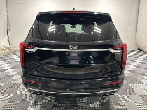 2021 Cadillac XT6 Premium Luxury FWD