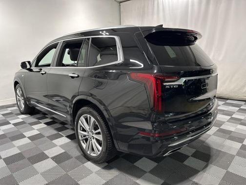2021 Cadillac XT6 Premium Luxury FWD
