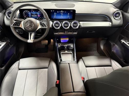 2025 Mercedes-Benz GLB 250 4MATIC