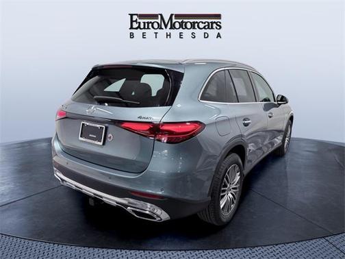 2026 Mercedes-Benz GLC 300 4MATIC