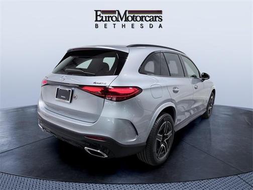 2026 Mercedes-Benz GLC 300 4MATIC
