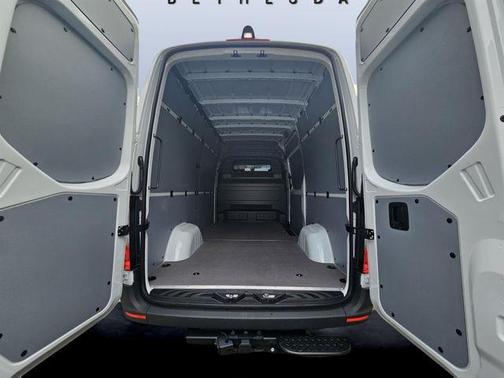 2026 Mercedes-Benz Sprinter 2500 Standard Roof