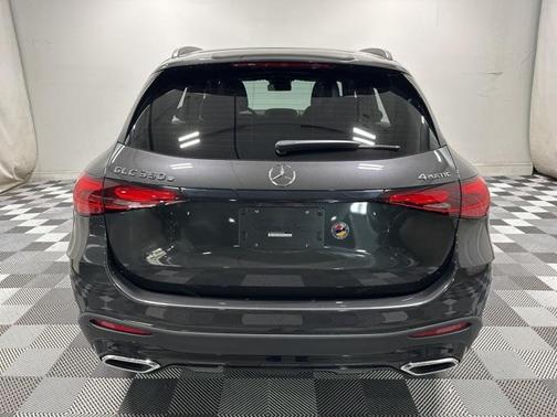 2025 Mercedes-Benz GLC 350e Base