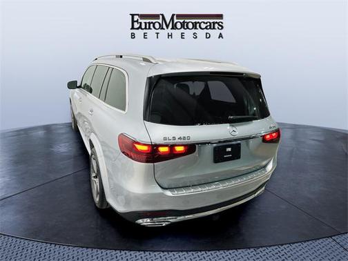 2025 Mercedes-Benz GLS 450 4MATIC