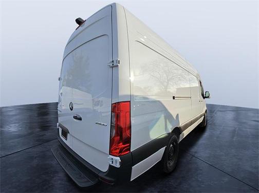 2025 Mercedes-Benz Sprinter 2500 High Roof