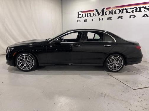 Photo 4 of 33 of 2021 Mercedes-Benz E-Class E 450 4MATIC