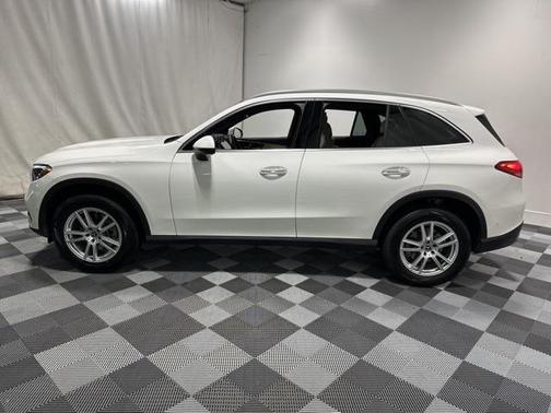 2025 Mercedes-Benz GLC 300 4MATIC