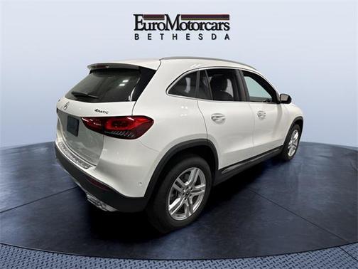 2021 Mercedes-Benz GLA 250 Base 4MATIC