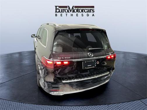2025 Mercedes-Benz GLS 450 4MATIC