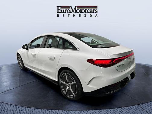 MANUFAKTUR Moonlight White Metallic 2023 Mercedes-Benz EQE 350 4MATIC+