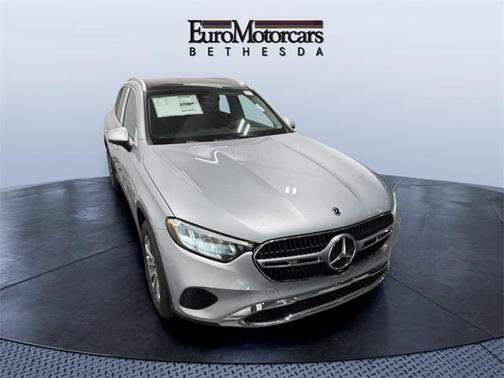 2025 Mercedes-Benz GLC 300 4MATIC