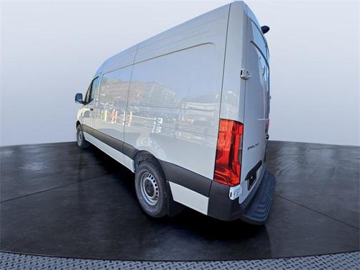 2025 Mercedes-Benz Sprinter 2500 Standard Roof