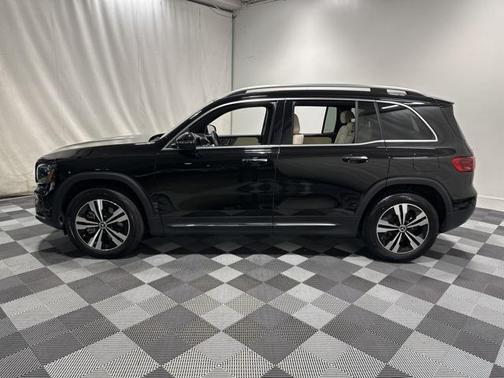 2025 Mercedes-Benz GLB 250 4MATIC