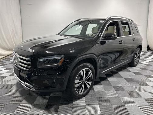 2025 Mercedes-Benz GLB 250 4MATIC