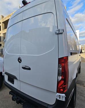 2025 Mercedes-Benz Sprinter 2500 Standard Roof