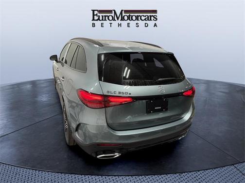 2025 Mercedes-Benz GLC 350e Base