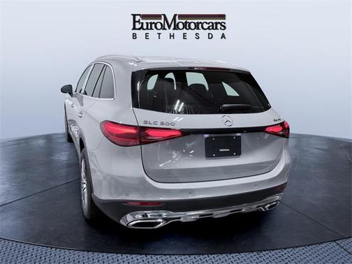 2026 Mercedes-Benz GLC 300 4MATIC