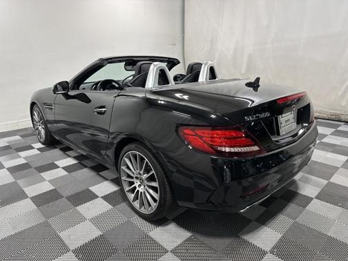 2020 Mercedes-Benz SLC 300 Base