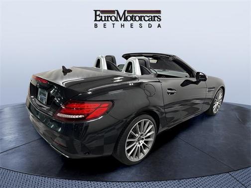 2020 Mercedes-Benz SLC 300 Base