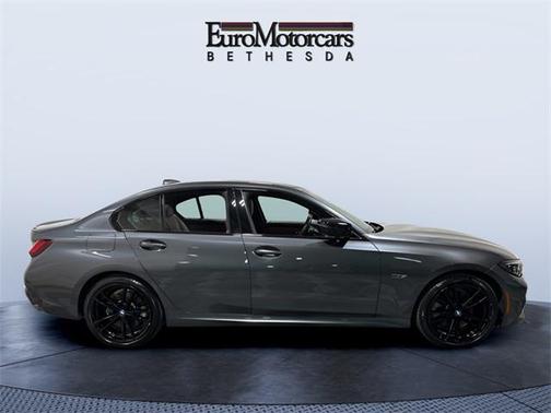 2022 BMW 330e Base