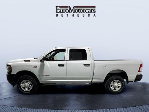 Bright White Clearcoat 2022 RAM 2500 Tradesman