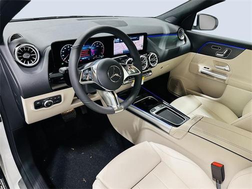 2025 Mercedes-Benz GLB 250 4MATIC