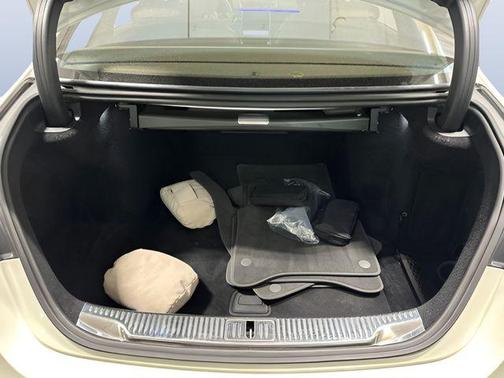 MANUFAKTUR Diamond White 2023 Mercedes-Benz S-Class S 580 4MATIC
