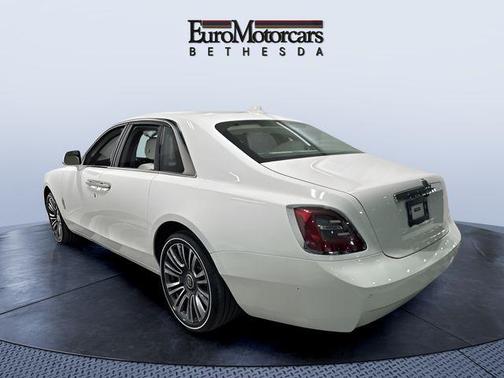 2023 Rolls-Royce Ghost 