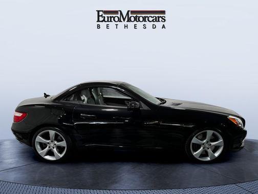 Obsidian Black Metallic 2014 Mercedes-Benz SLK-Class SLK350